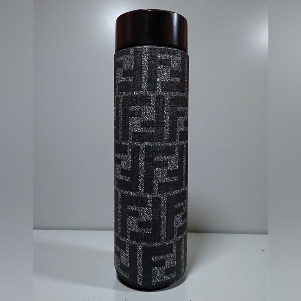 Stainless Steel Vacuum Sealed Tumbler With Tea Infuser. New.
